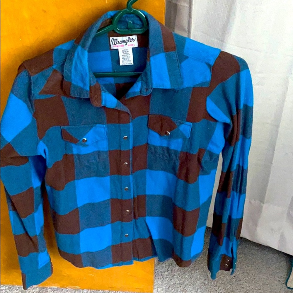 Women’s wrangler button down shirt
